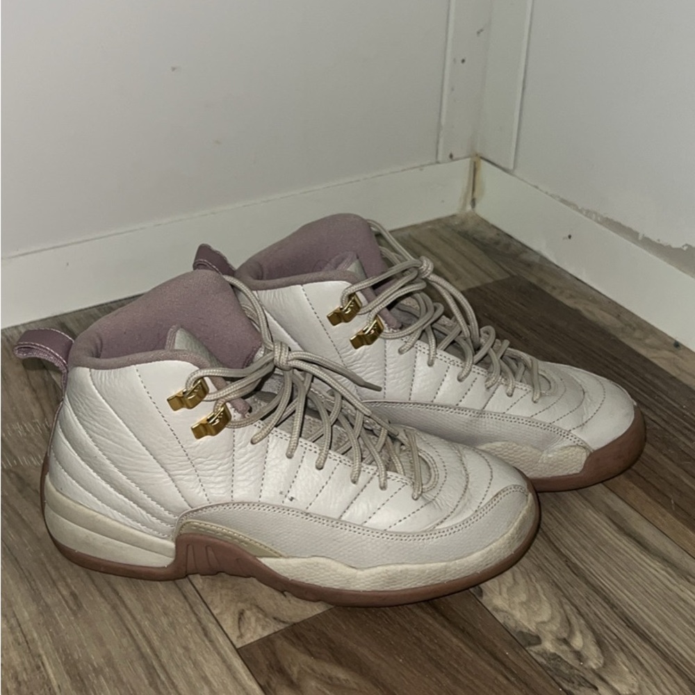Jordan 12 Retro Heiress Plum Fog Sneakers